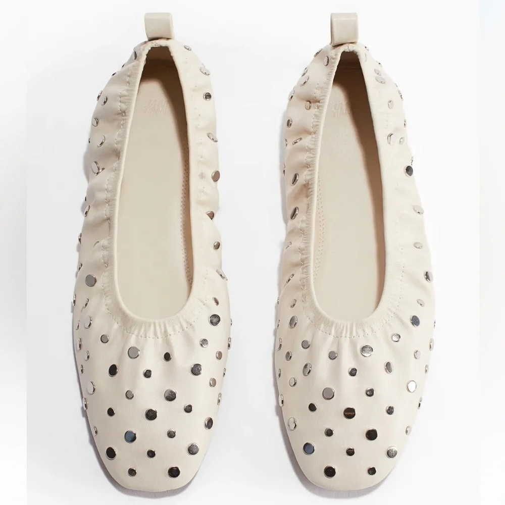 H&M white studded ballet flats - Picture 1 of 6